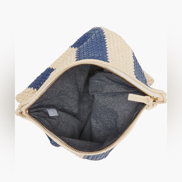 Last offer🔥🔥🔥🔥Clare V Fold over Woven Leather Clutch - Picture 4 of 15